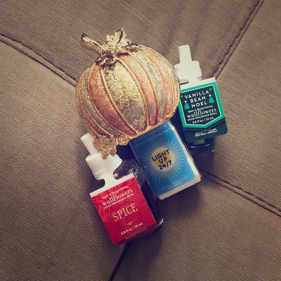 BBW Wallflower Nightlight Bundle - Picture 1 of 3